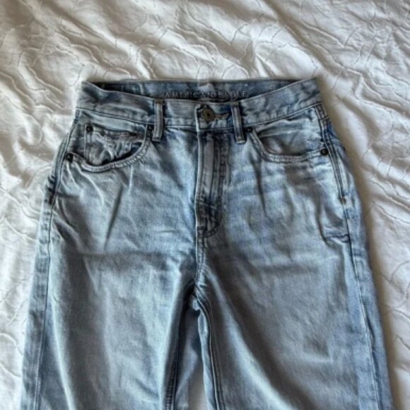 American Eagle Outfitters Light Blue 90s Boyfriend Jeans High Waist Light Wash00 - Picture 2 of 7